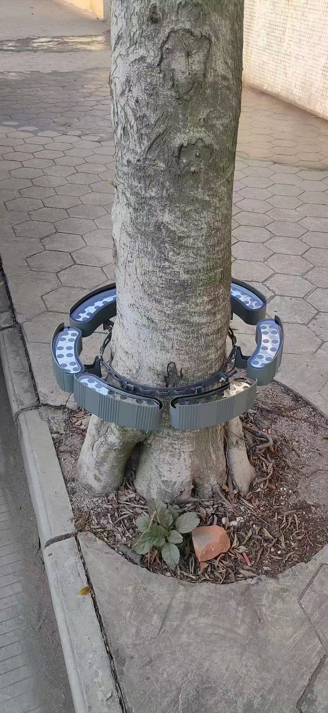 户外射灯 射树灯 小射灯 抱树灯 瓦楞灯