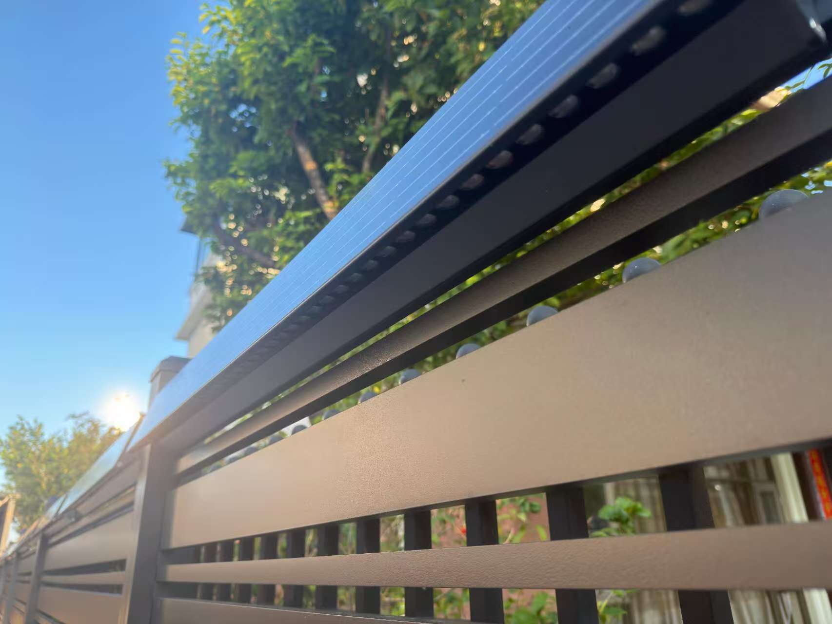 Solar Outdoor Wall Washer Light